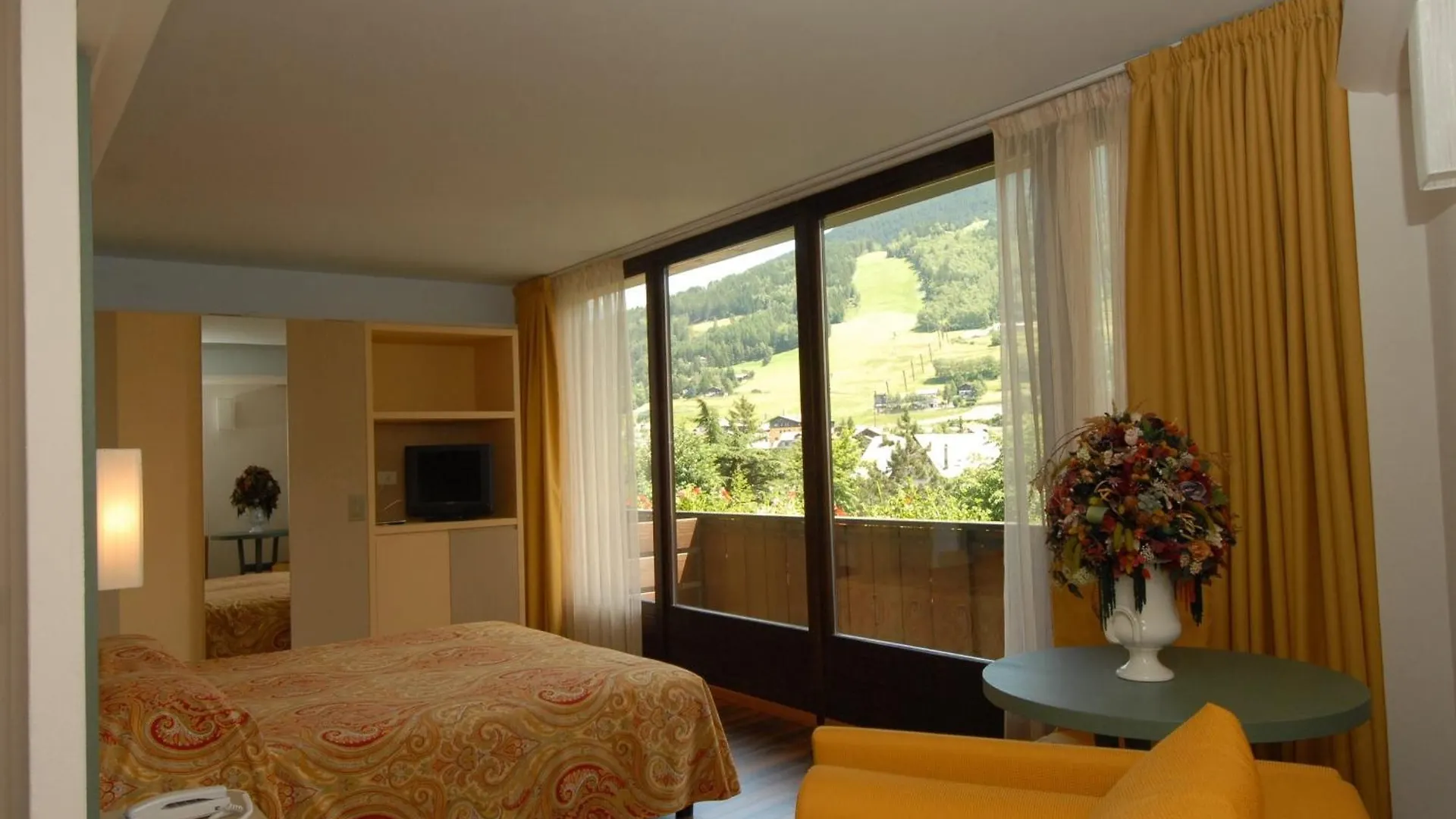 Hotel Baita Clementi Bormio 4*,  Włochy