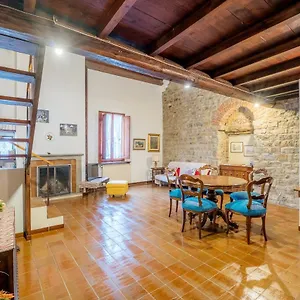  Apartment I Medici In Podesta Italy